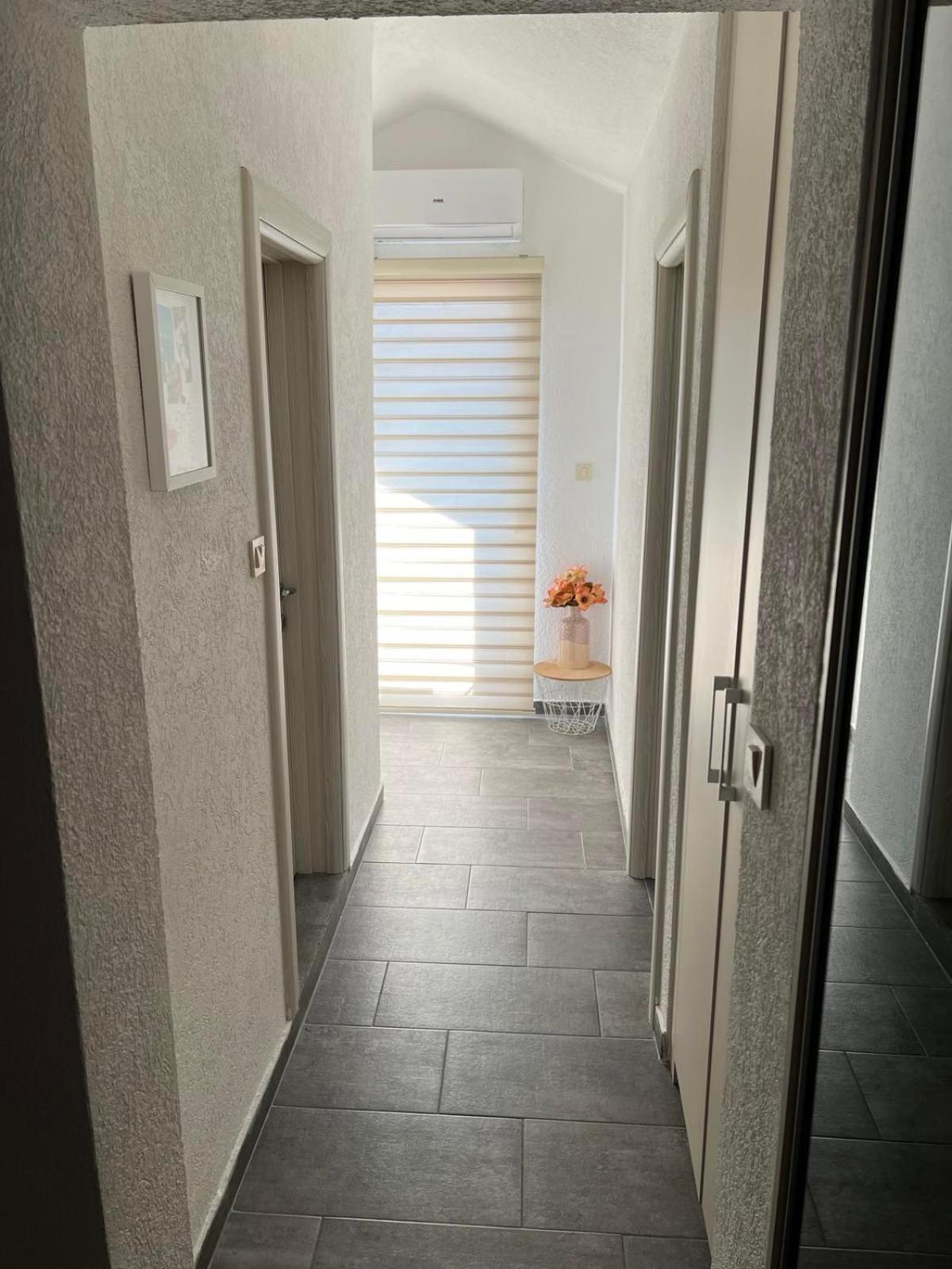 Studios Merdovic بودفا الغرفة الصورة